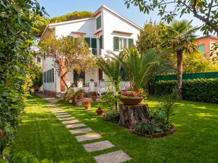 Casa quadrilocale in vendita in Viale del Tirreno, Tirrenia, Pisa