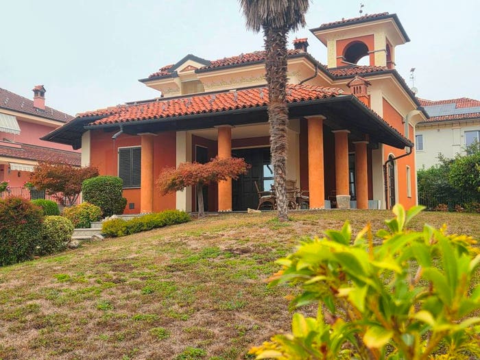 Casa con 6 locali in vendita in Via della Fornace, Centro, Fossano