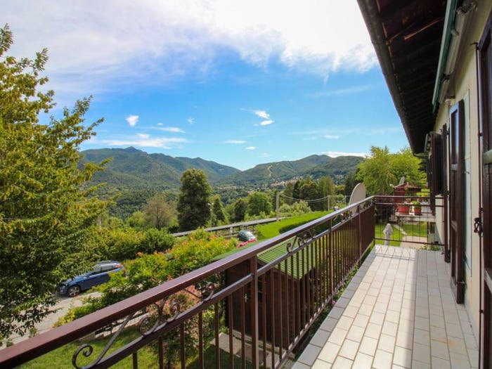 Appartamento quadrilocale in vendita in Località Caslè snc, Alta Valle Intelvi