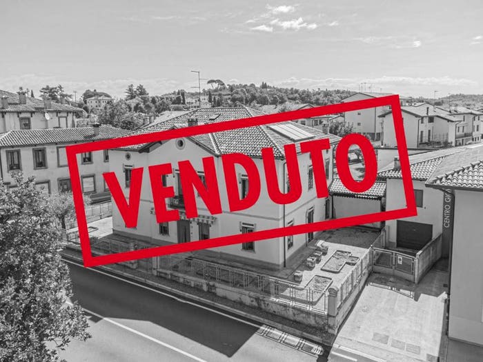 Casa con 6 locali in vendita in Via Divisione Julia, Buttrio