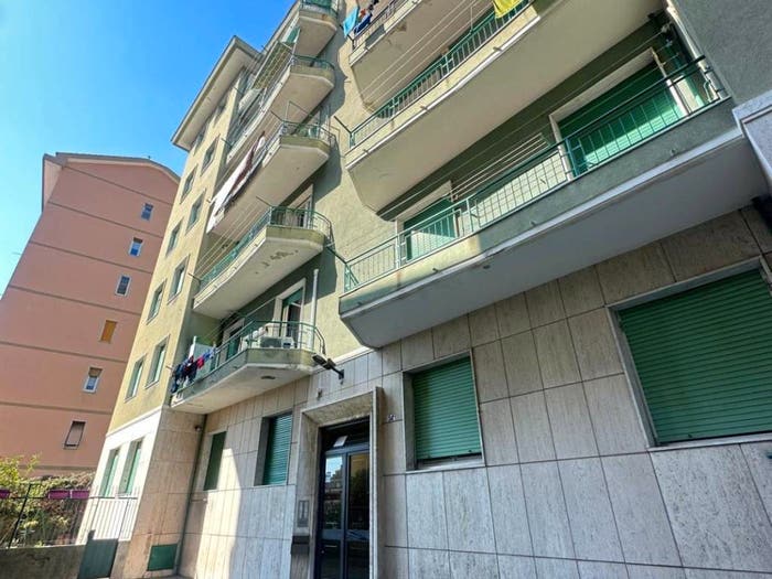 Appartamento trilocale in vendita in Corso Luigi Andrea Martinetti, Belvedere, Genova