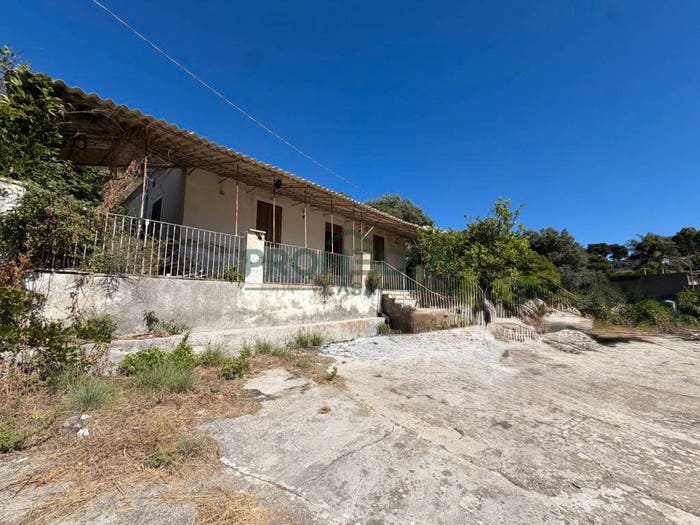 Casa in vendita in Salita Frantinaro, Faro Superiore Sperone, Messina