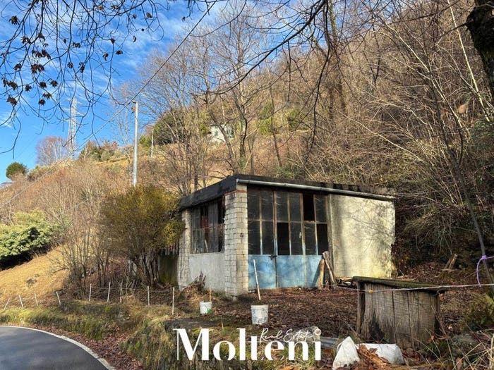 Casa monolocale in vendita in Frazione Pradello, Bellano