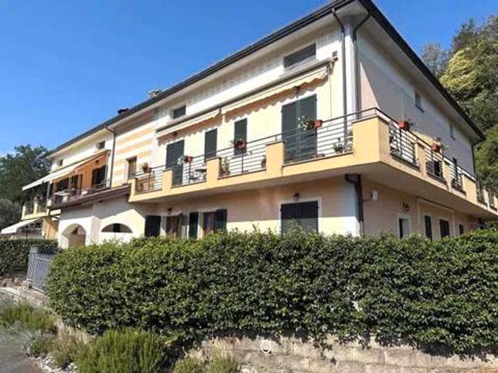 Appartamento trilocale in vendita in Via Nazionale Cisa, Terrarossa, Licciana Nardi