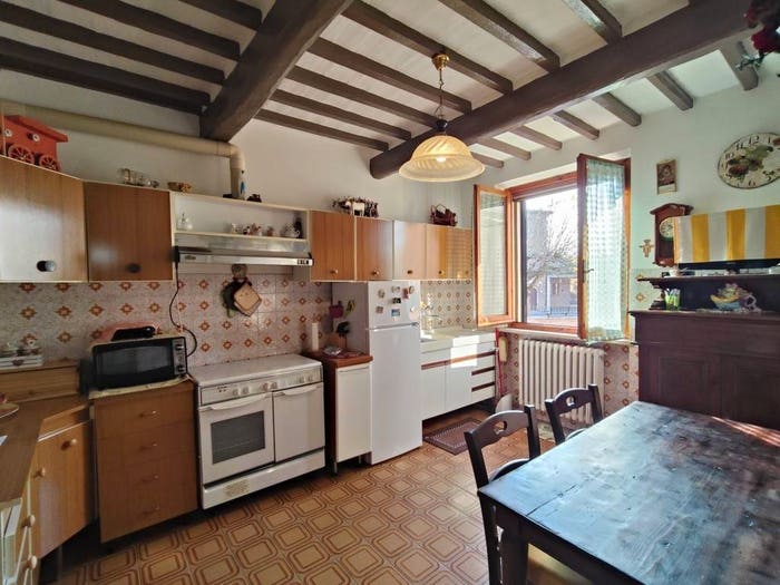 Appartamento trilocale in vendita in Via dei Partigiani, Villastrada, Castiglione del Lago
