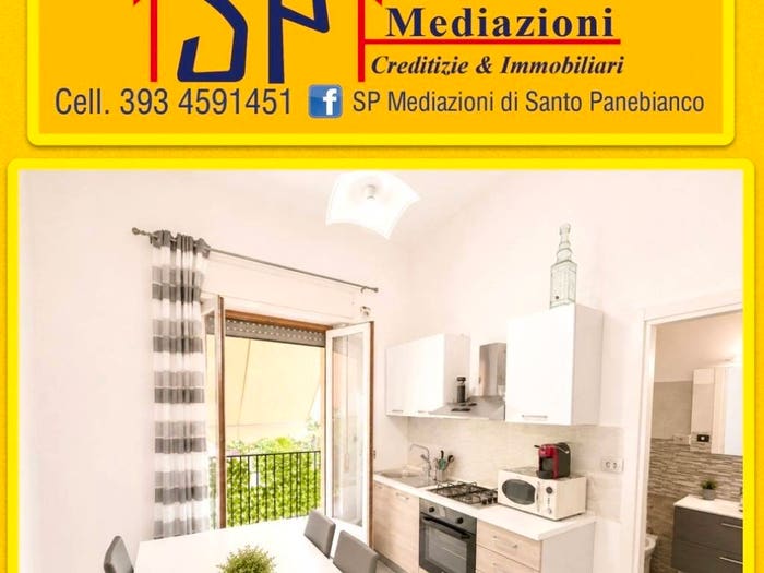 Appartamento bilocale in vendita in Piazza San Biagio, Centro Storico, Acireale