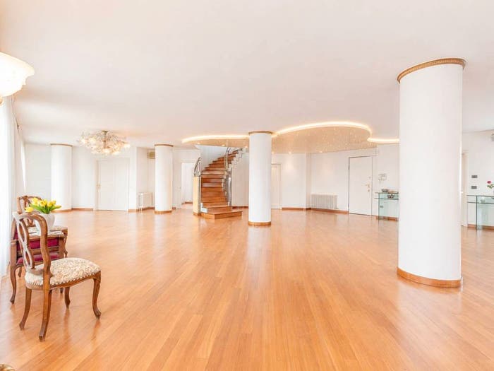 Casa con 6 locali in vendita in Via Cristoforo Colombo, Centro, Abano Terme