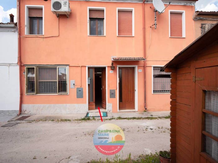 Casa con 5 locali in vendita in Via Novembre, Centro, Codigoro