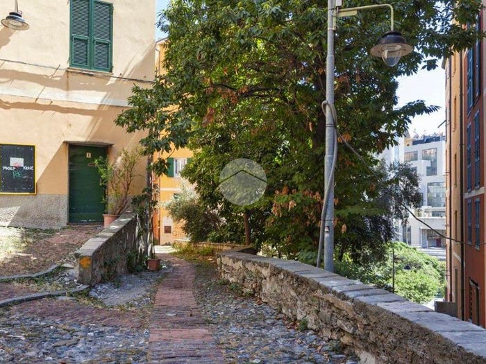 Appartamento trilocale in vendita in Vico di Campopisano, Molo, Genova