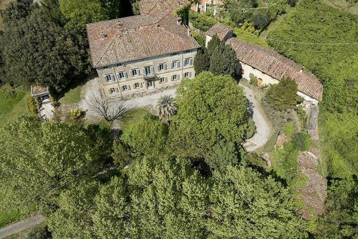 Casa con 6 locali in vendita in Ponte a Moriano, Lucca