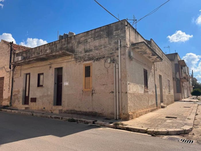 Casa trilocale in vendita in Via Torre Arsa, Centro, Paceco