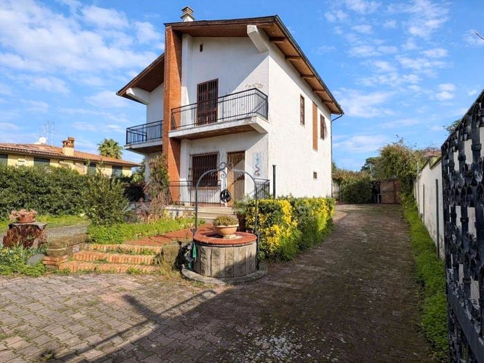Casa con 6 locali in vendita in Via del Sughero, Villa Claudia, Anzio
