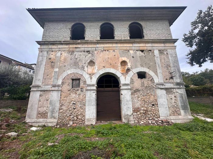Casa con 6 locali in vendita in Via Cadorna, Centro, Minturno