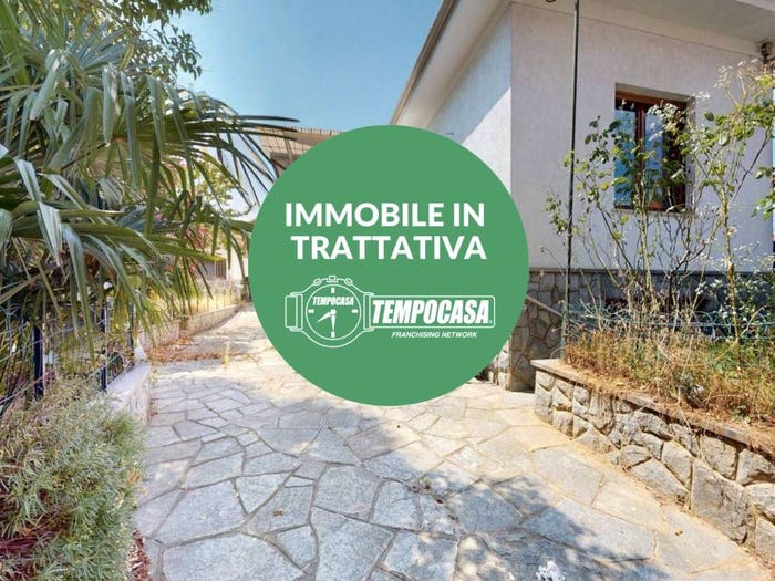 Casa quadrilocale in vendita in Via Caraglio, Bruere, Rivoli