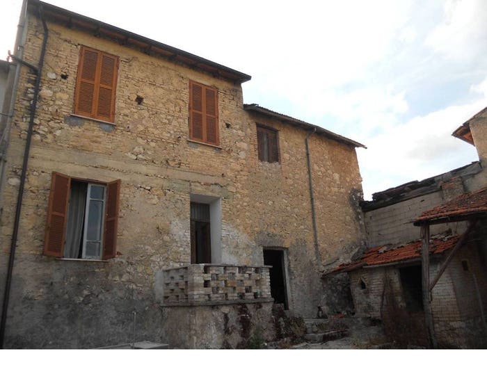 Casa con 6 locali in vendita in Via San Francesco, Centro, Avezzano