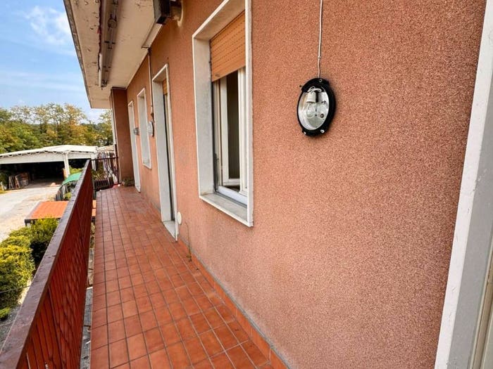 Appartamento bilocale in vendita in Via Domea, Vighizzolo Cascina Varenna, Cantù
