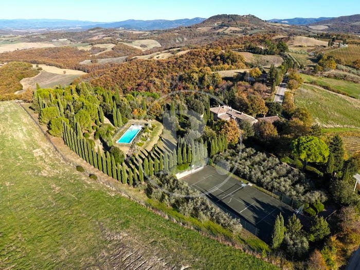 Casa con 6 locali in vendita in Località La CasaMonteguidi, Casole d'Elsa