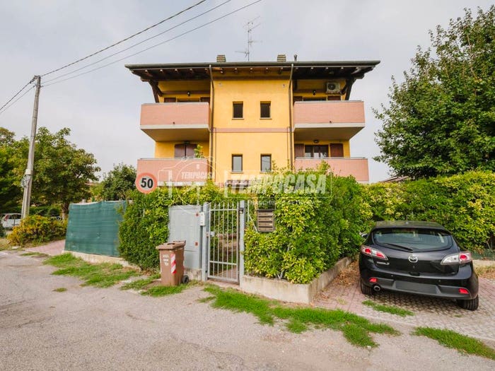 Appartamento quadrilocale in vendita in Via Ruota, Budrio, Correggio