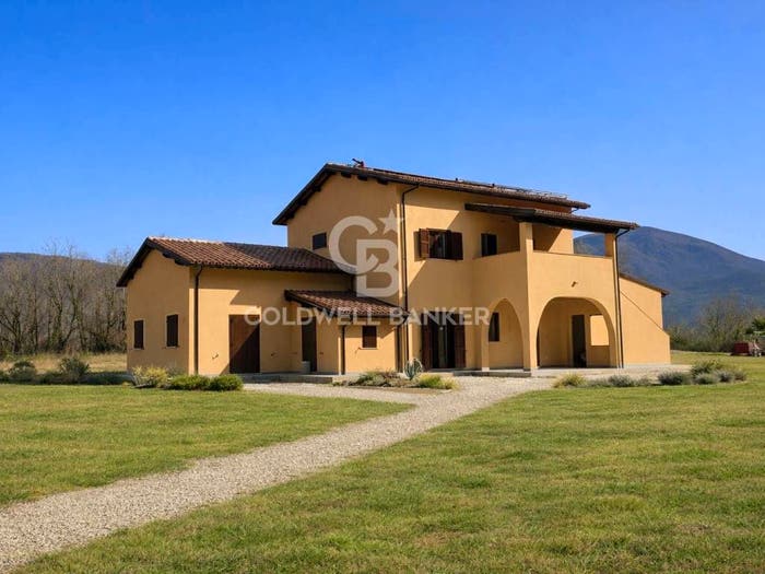 Casa con 6 locali in vendita in Località Pratale, Vallo di Nera