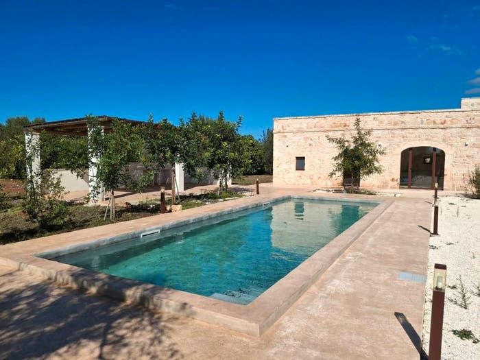 Casa con 6 locali in vendita in Strada Provinciale No Number, Via Pola Via Papa Giovanni XXIII, Ostuni