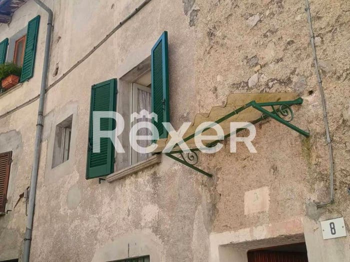 Appartamento trilocale in vendita in Via Santissimi innocenti valsolda, San Mamete, Valsolda