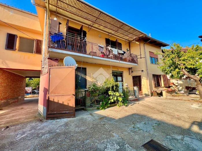 Appartamento trilocale in vendita in Via giuseppe garibaldi, Centro, Buttigliera d'Asti