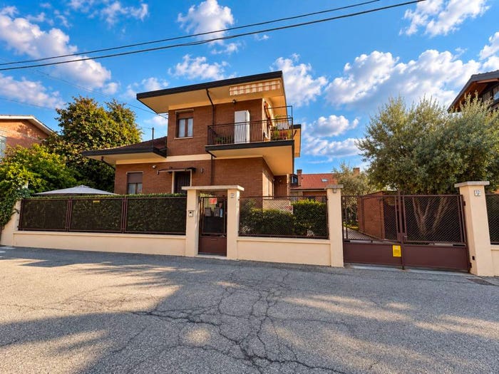 Appartamento quadrilocale in vendita in Via Cottolengo, Centro, Pianezza