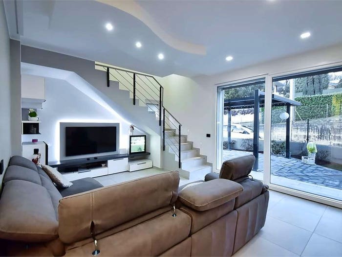 Casa quadrilocale in vendita in Via del Carso, Appiano Gentile