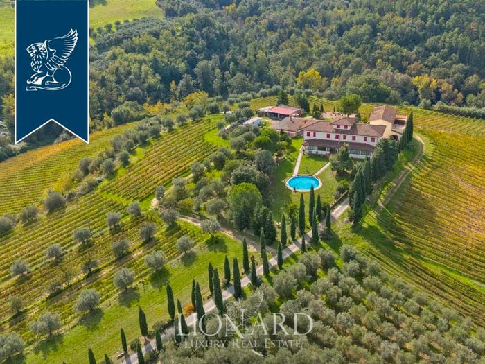 Casa con 6 locali in vendita in Montaione