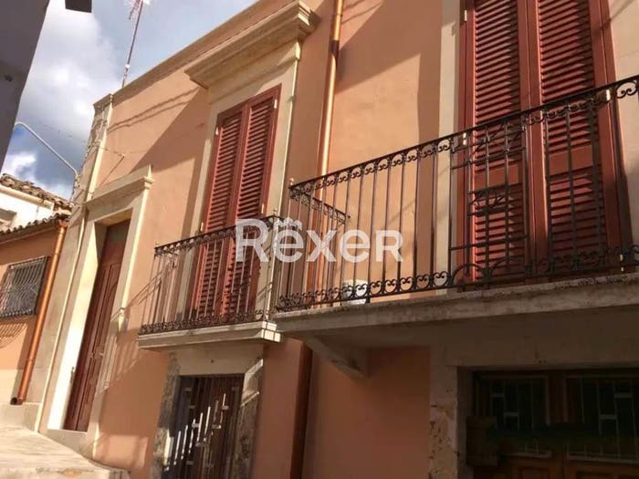 Appartamento bilocale in vendita in Vico Cernaia, Centro, Noto