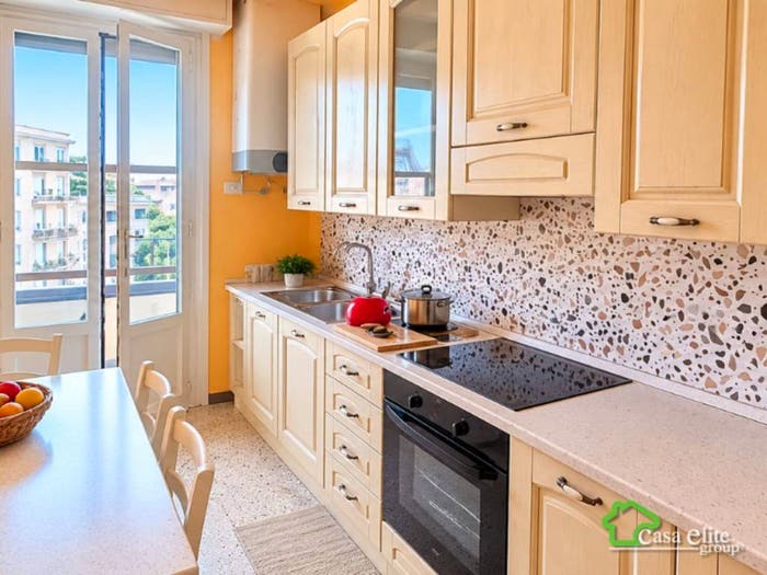 Appartamento monolocale in vendita in Viale Lucania, Corvetto, Milano