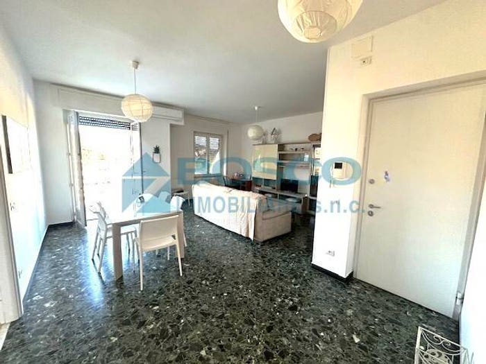 Appartamento con 6 locali in vendita in Via Francesco Crispi, Ospedale, La Spezia