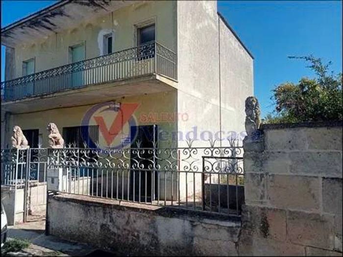 Appartamento trilocale in vendita in Via Trieste No Number, Palmariggi