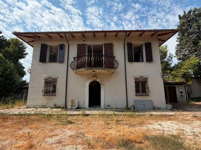 Casa con 6 locali in vendita in Frazione Montesicuro, Montesicuro, Ancona