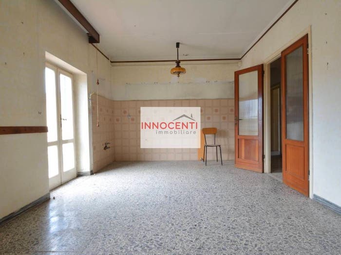 Appartamento con 5 locali in vendita in Via Sarzanese, Maggiano San Macario, Lucca