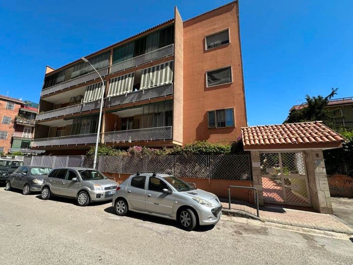Appartamento bilocale in vendita in Via Brenta, Centro, Marano di Napoli