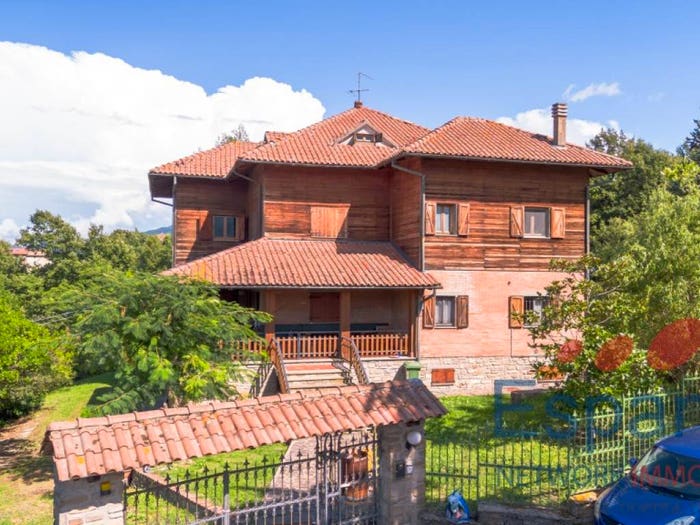 Casa con 6 locali in vendita in località Casone, Grizzana Morandi