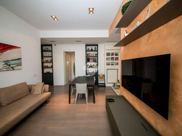 Appartamento trilocale in vendita in VIA GIOVANNI BELLEZZA, Bocconi, Milano