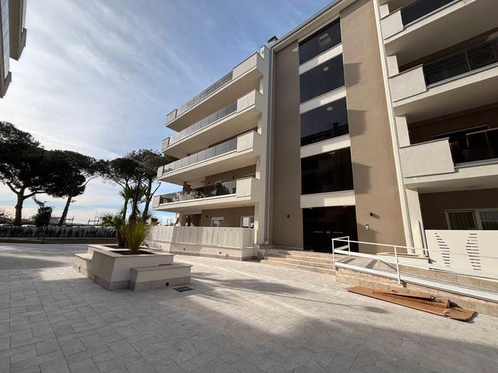 Appartamento con 5 locali in vendita in via S Chiara, Reggia di Caserta, Caserta