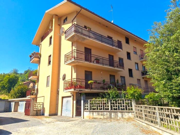 Appartamento quadrilocale in vendita in Via Alba, Villa Borgo, Santa Vittoria d'Alba