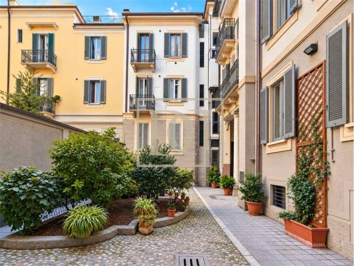 Appartamento trilocale in affitto in Via Washington, Washington, Milano
