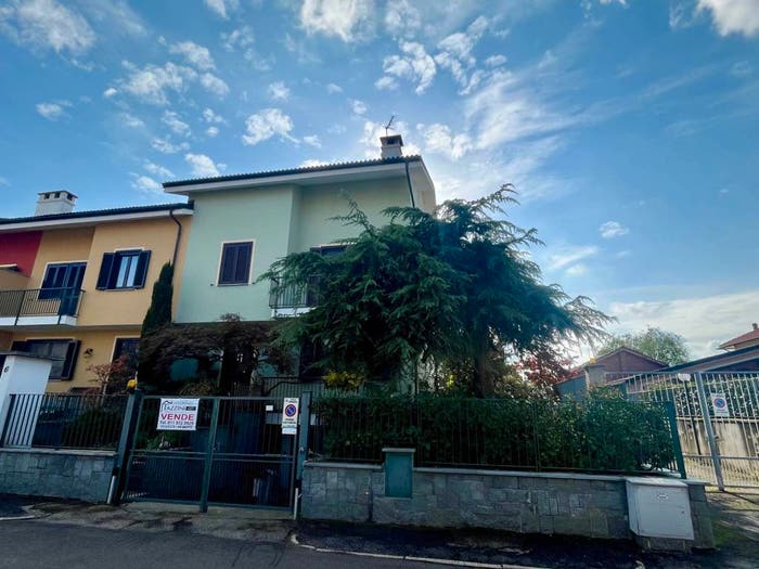 Casa con 6 locali in vendita in Via Don Giulio Ardizzone, Salsasio San Michele e Grato, Carmagnola