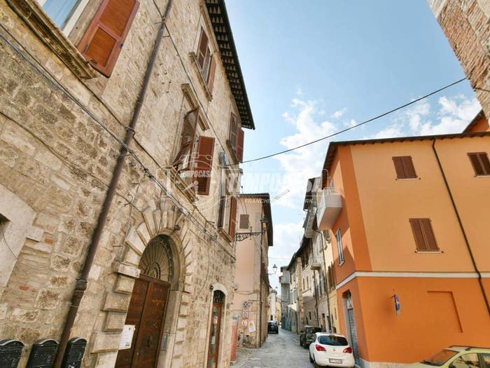 Appartamento quadrilocale in vendita in Via delle Canterine, Ascoli Piceno