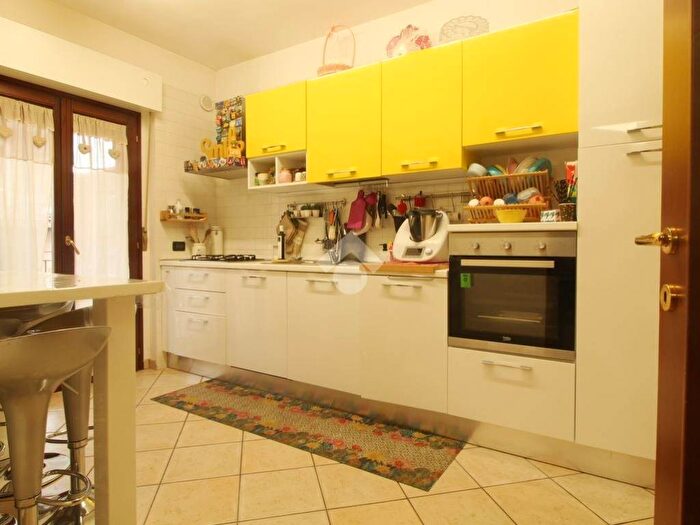Appartamento trilocale in vendita in Via Bivio Putignano, Putignano, Teramo