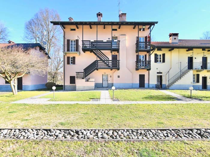 Appartamento trilocale in vendita in Via Ticino Novelli, Centro, Castelletto Sopra Ticino