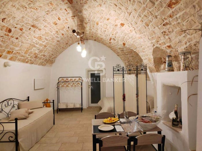 Appartamento trilocale in vendita in via Leonardo Clemente, Centro Storico, Ostuni