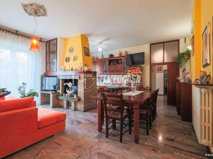 Appartamento con 6 locali in vendita in Via Prampolini, Cattolica