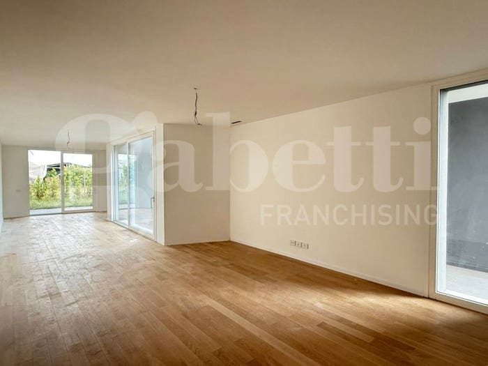 Casa con 5 locali in vendita in Via Maggio, Centro, Abano Terme