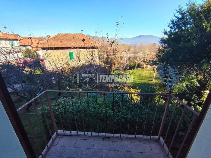 Appartamento bilocale in vendita in Via per Calogna, Lesa