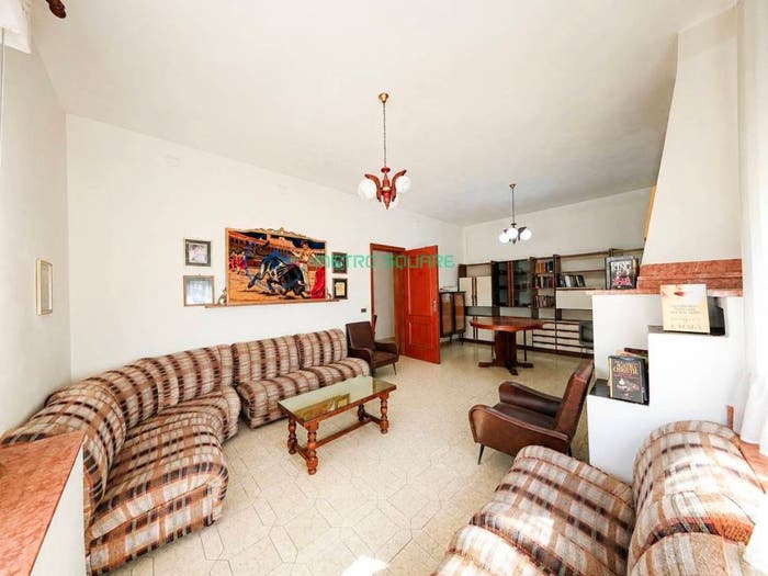 Casa con 6 locali in vendita in Via Monteverdi, San Gavino Monreale